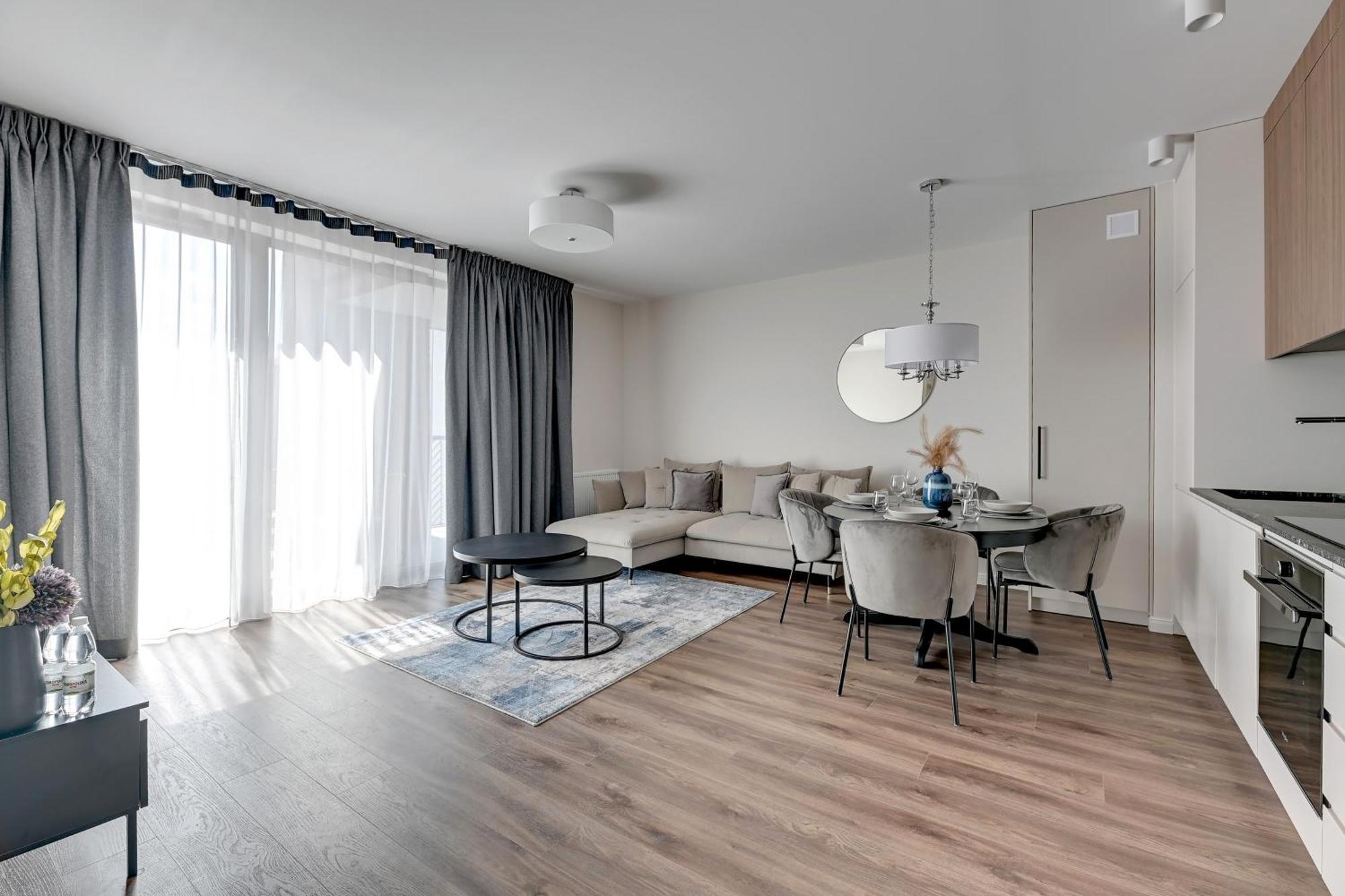 Scala 60K City Center Apartments With Parking By Lion Apartments Gdansk Exterior photo