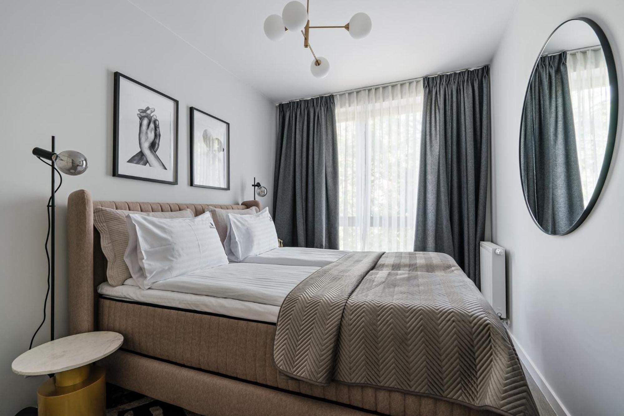 Scala 60K City Center Apartments With Parking By Lion Apartments Gdansk Exterior photo